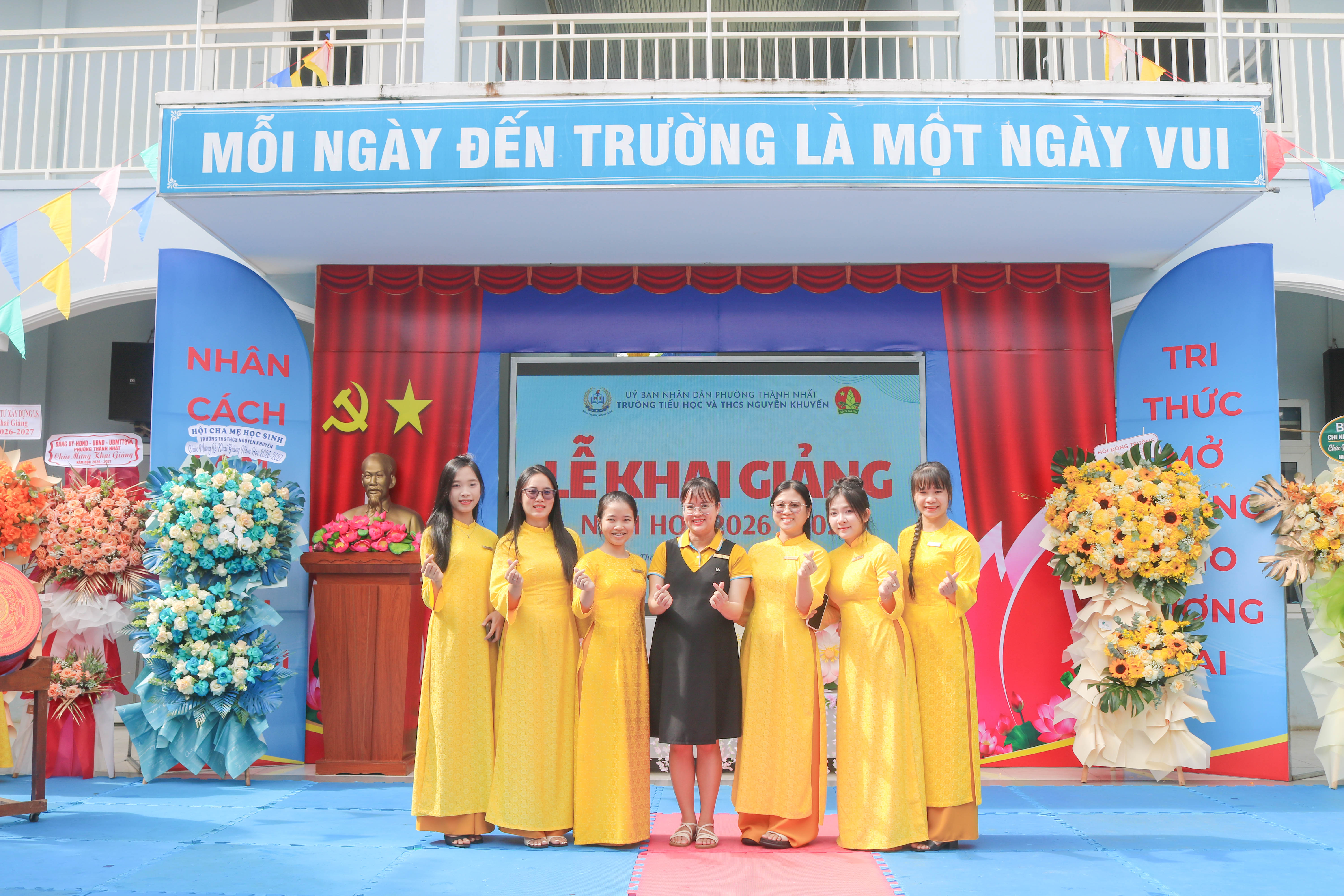 TỔ 3 – NHIỆT HUYẾT TRONG TỪNG GIỜ HỌC